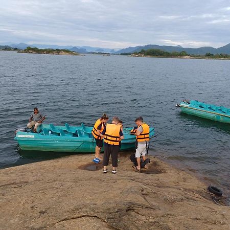 Gal Oya Lake View Inginiyagala Polwatta Exterior foto