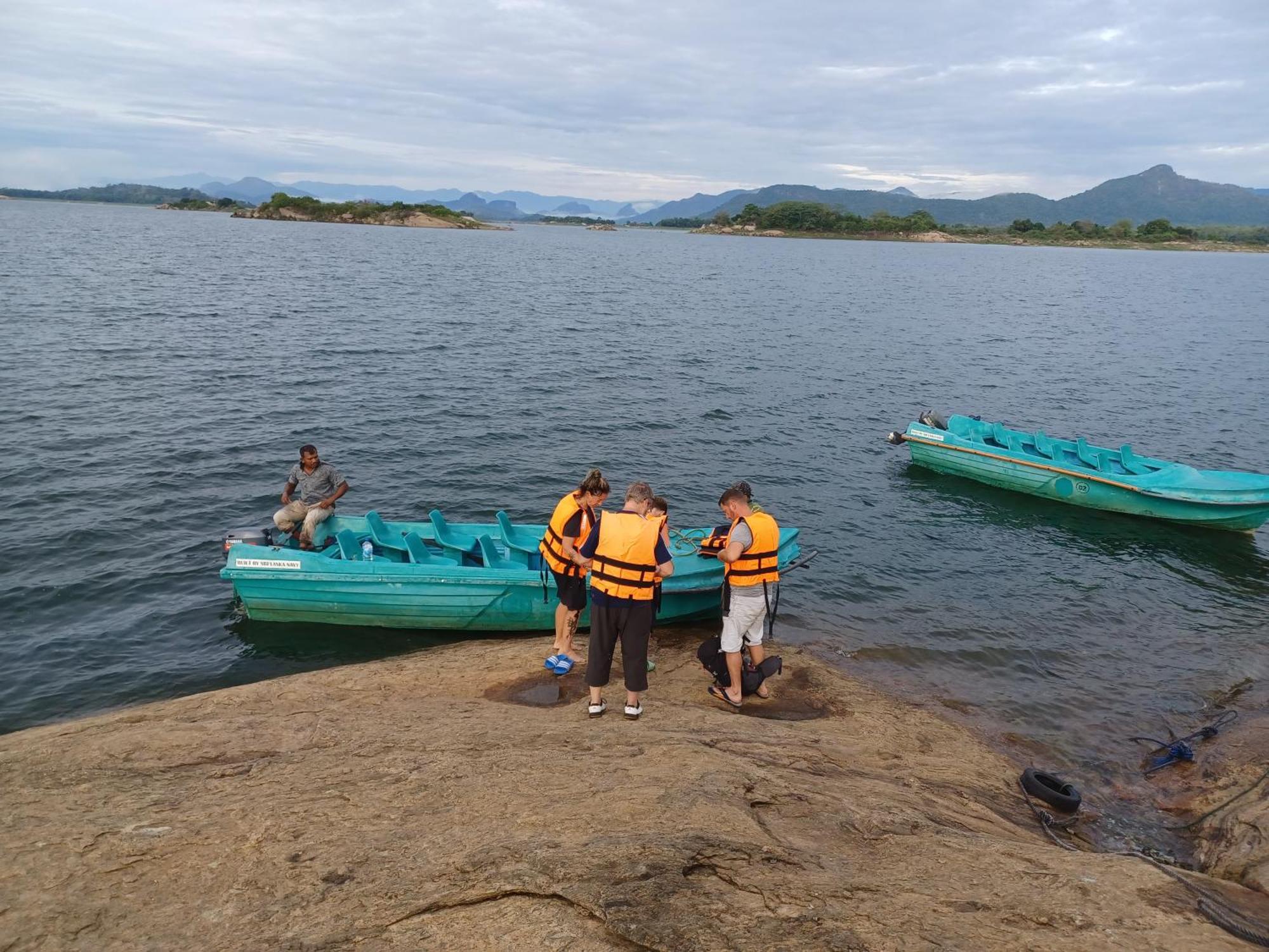 Gal Oya Lake View Inginiyagala Polwatta Exterior foto